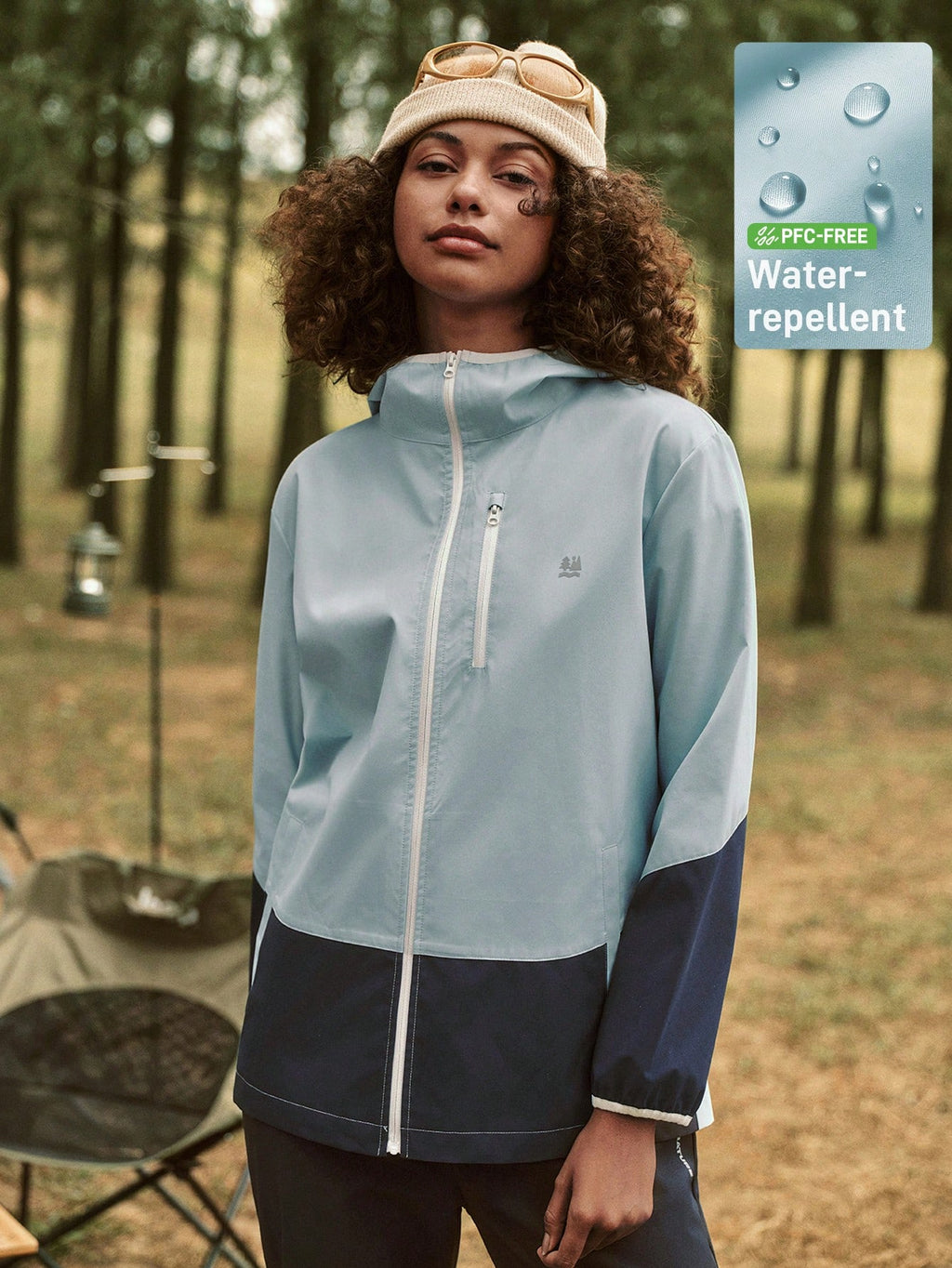 Cortaviento Impermeable con Capucha