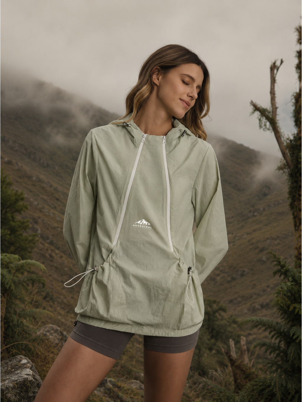 Cortaviento Outdoor Mujer – Capucha Ajustable Ultraliviana