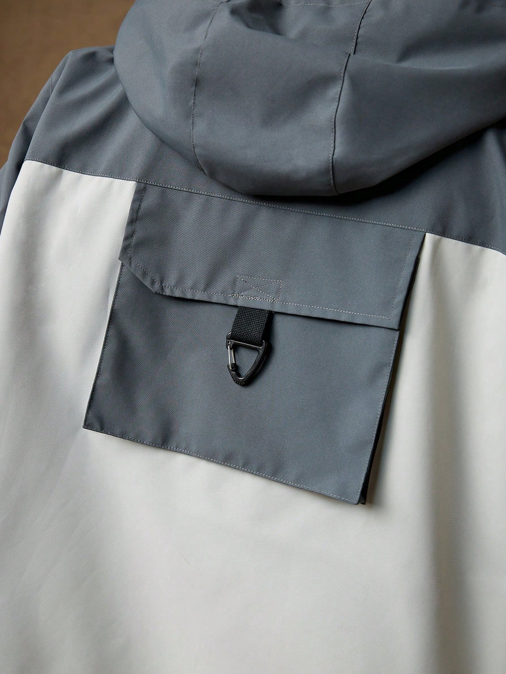Chaqueta Outdoor Explorer Impermeable y Repelente al Agua